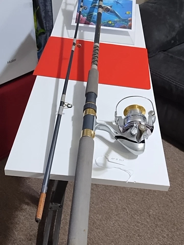 Spinning Fishing Rod Bass Pro 8'6" Med 12-25lb And Reel Mega Tournament - Image 3 of 4