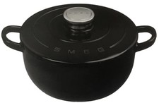 Cocotte en fonte SMEG 24 cm 4,1 L  noir collection limitée neuf ( Sans Boite )