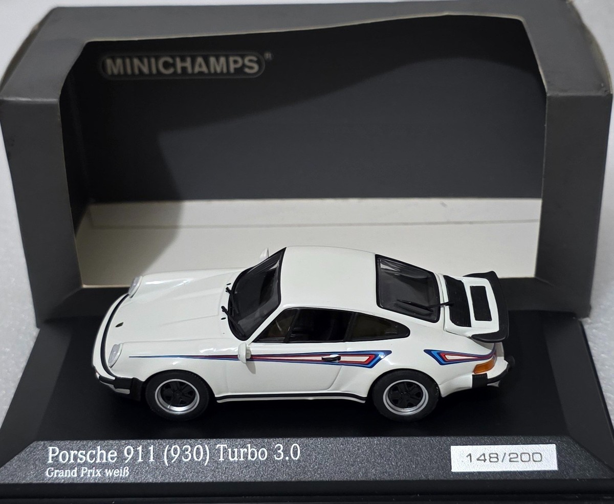 Porsche 911 (930) Turbo 3.0 Grand Prix White 1:43 Minichamps CA