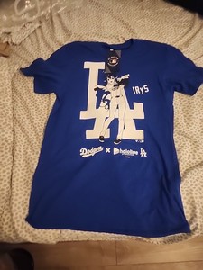 ホロライブ ドジャース コラボ Tシャツ IRyS Lサイズ ア様 ホロライブ ドジャース コラボ Tシャツ IRyS Mサイズ