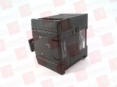 KEYENCE CORP KV-N8EXR / KVN8EXR (USED)