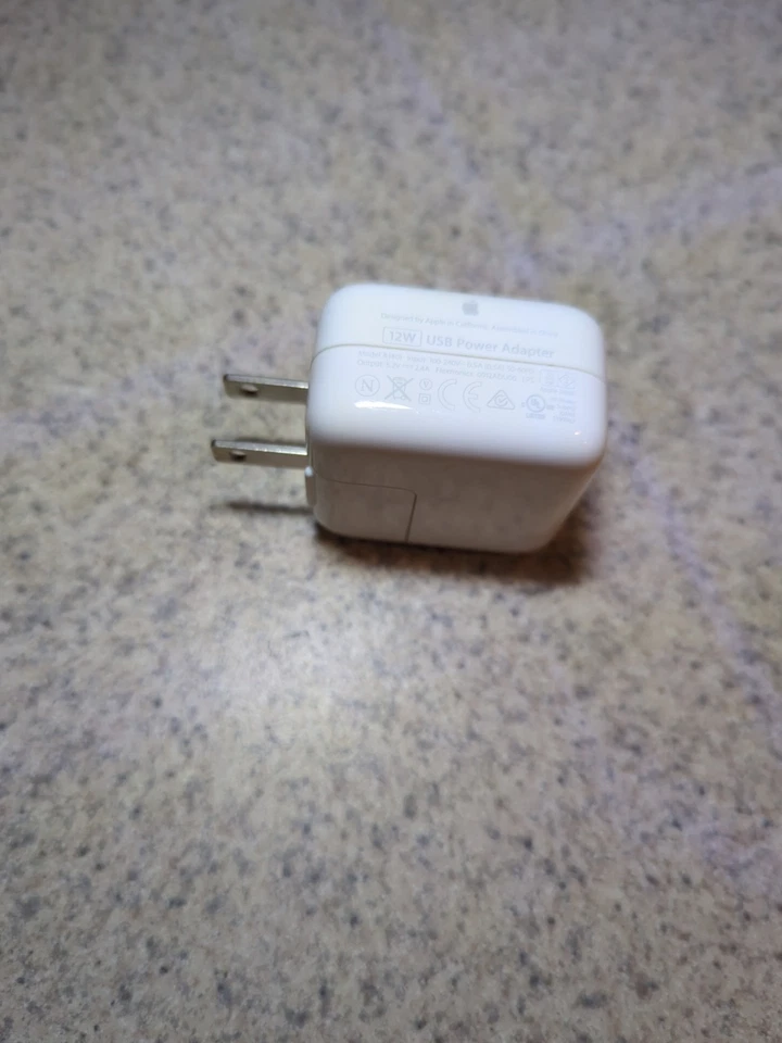 Genuine OEM Apple 12W USB Wall Charger Power Adapter For iPad iPhone Pro S A1401 - Image 2 of 4