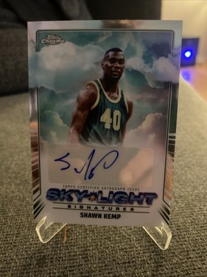 2024-25 Topps Chrome - Sky - Light Signatures Shawn Kemp #SLS