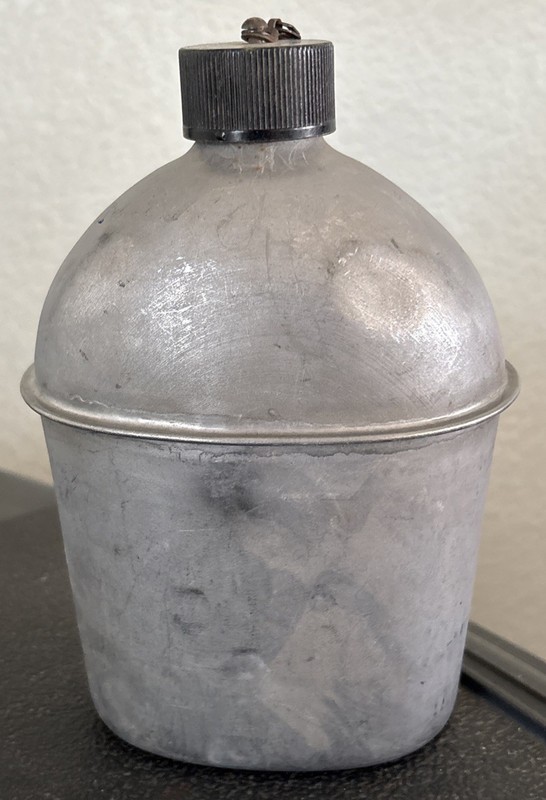 Vintage WWII U.S. Swanson Canteen 1945Canteen