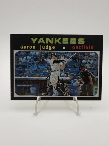 Topps 2020 Heritage Aaron Judge Autographed Yankees Baseball Card #395