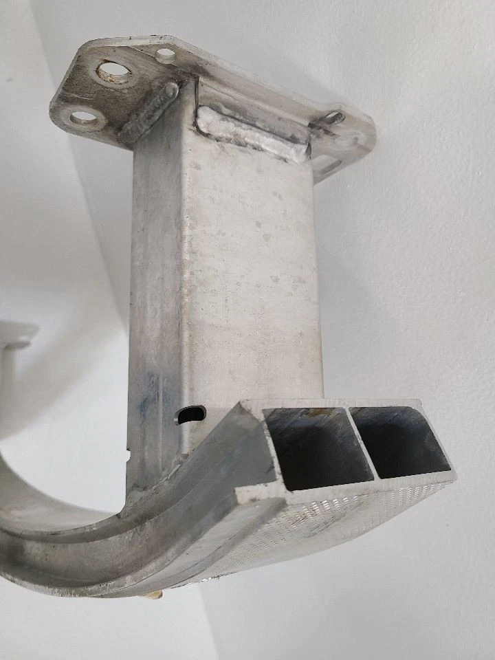 2014 2015 2016 2017 2018 JEEP CHEROKEE  Front Bumper Reinforcement  - Imagem 3 de 4