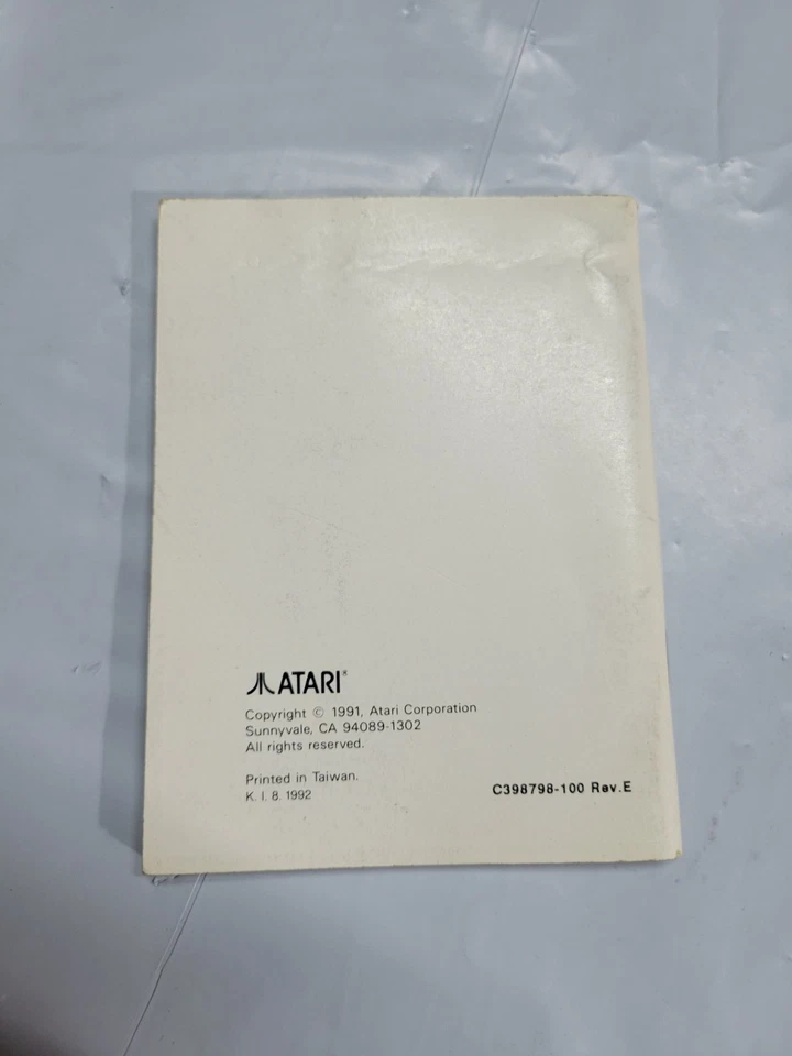 Owners Manual Console Atari Lynx System Instruction Manual Only - Image 2 of 2