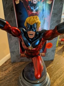 hot toys iron studios