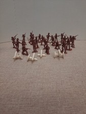 Lot of 20 Vintage Plastic Toy Civil War Army Soldiers And Cannons 1950s - 60s