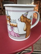 Bear Feet Family 1985 Bear Birthday Mug with Lid