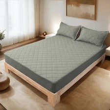 Super soft waterproof mattress cover, layered design, comfortable and durable