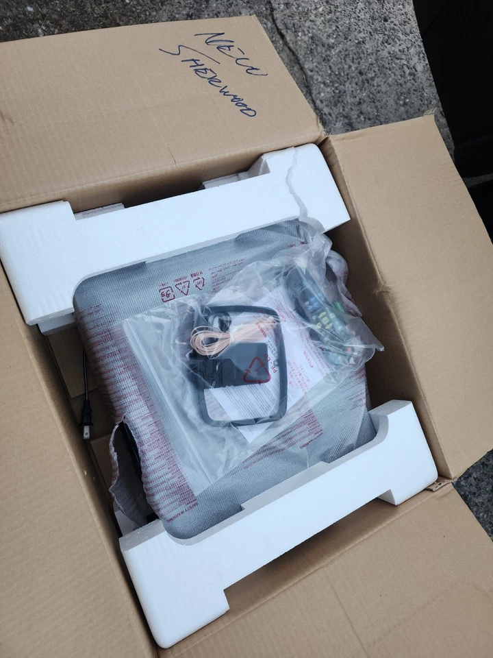 Sherwood RX-4105 2-Channel Remote-Controlled Stereo - Image 2 of 2