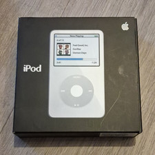 Apple iPod Classic 30GB White 5th Gen Photo Viewer/Video Playback MA002LL/A