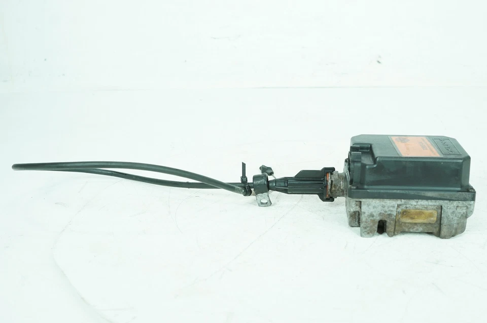 Harley Touring 2005 FLTRI Road Glide OEM actuador de control de crucero 70955-04 Foto 3 de 4