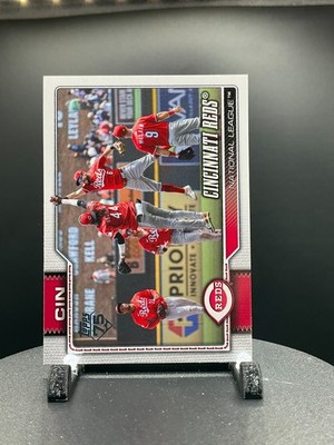 2026 Topps Series 2 Baseball #488 Cincinnati Reds, Cincinnati Reds (Team Card)