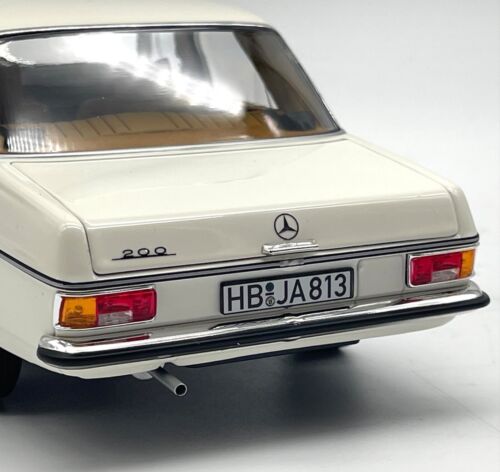 Norev 183770 Mercedes Benz 200 berlina W114 anno 1968 in bianco, IMBALLO ORIGINALE, 1:18, D009 - Foto 7 di 10