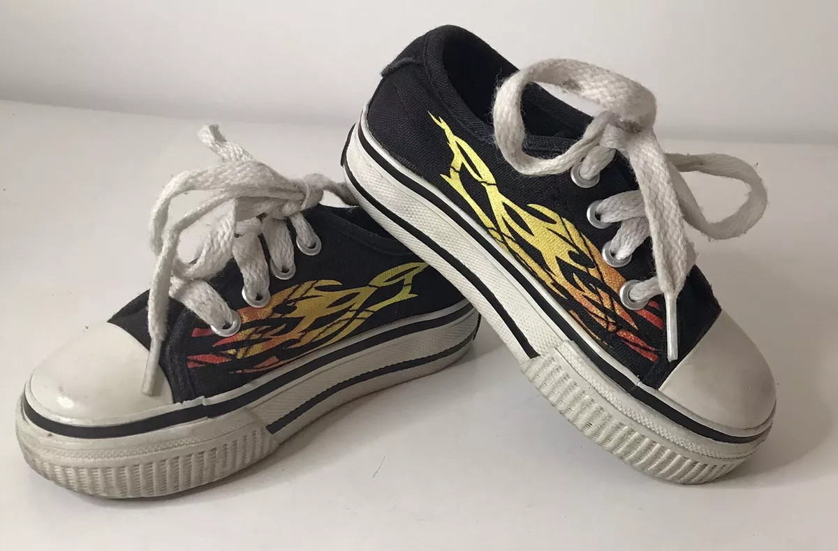 Airwalk Sneakers Shoes Flame Low Top Young Boys Lace Up Size 6