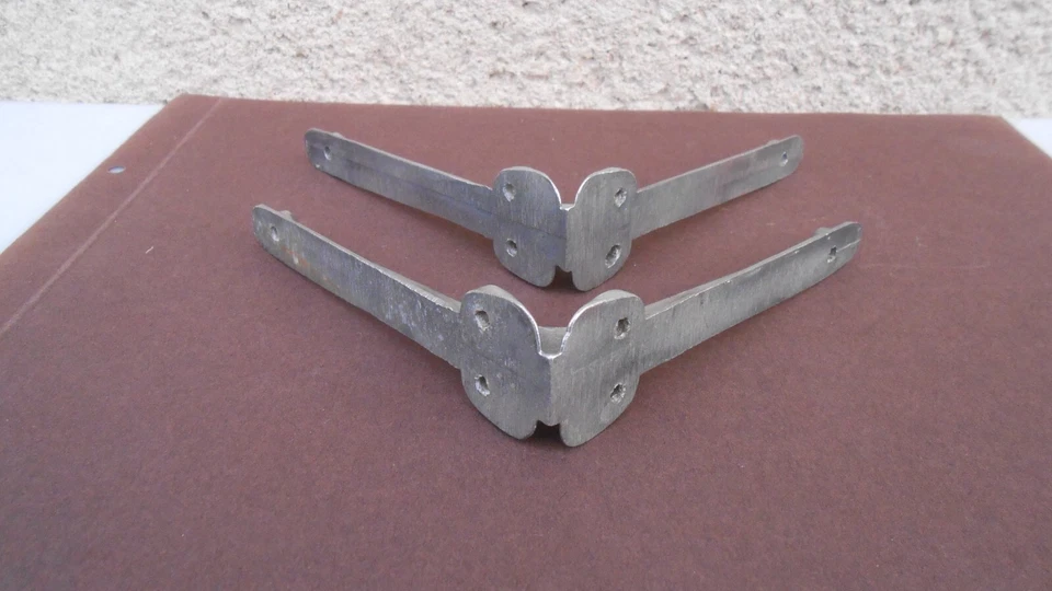 2 anciennes équerres en aluminium / Pour étagère / Quincaillerie - Photo 4/4