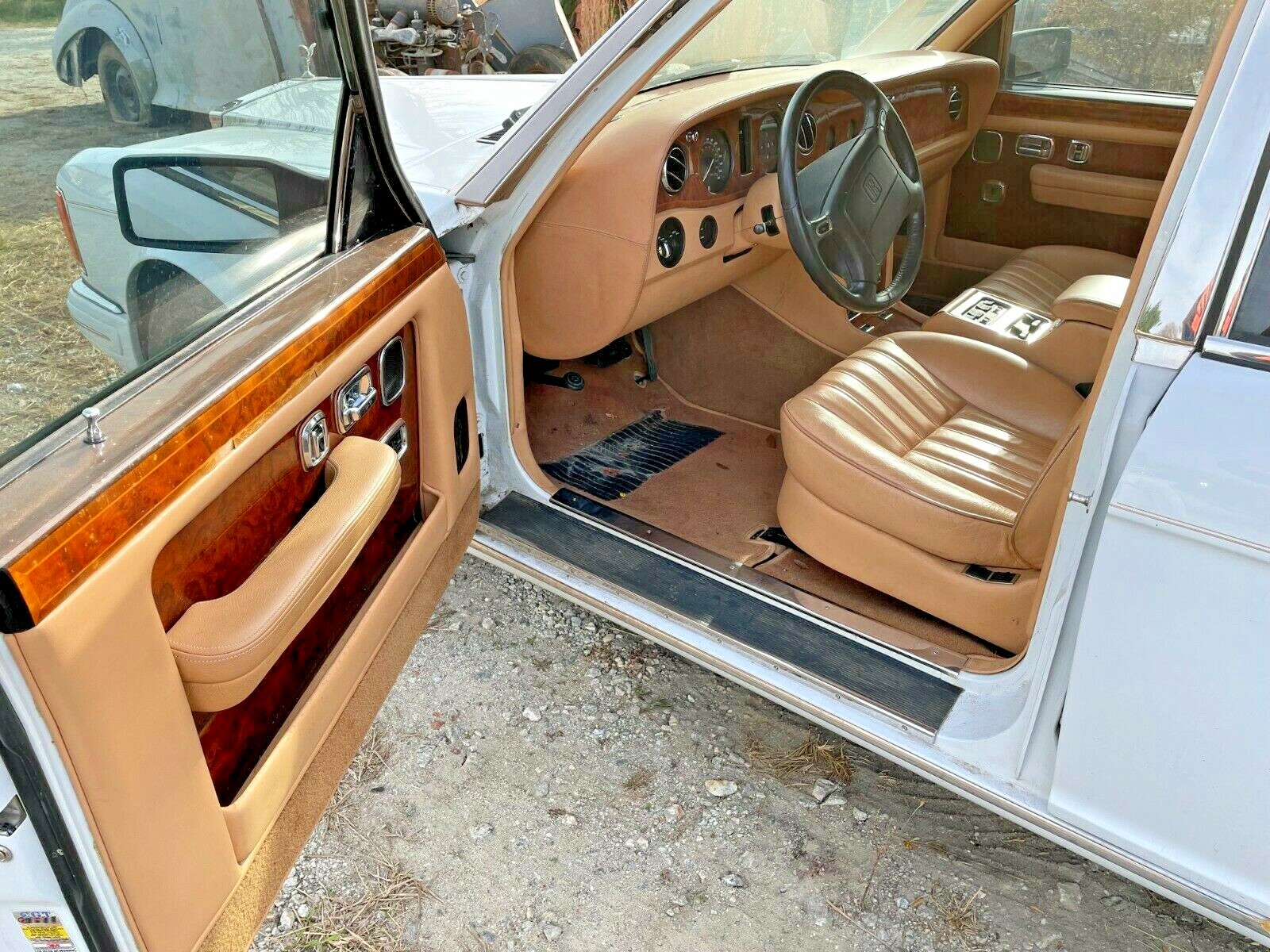 ROLLS ROYCE SPUR RONAL ALLOY RIM, BENTLEY TURBO R. WORLDS LARGEST USED INVENTORY