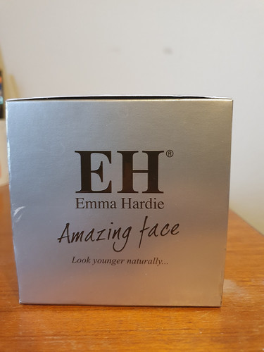 EMMA HARDIE LUXURY MORINGA CLEANSING BALM & CLEANSING CLOTHS 100ml NEW IN BOX
