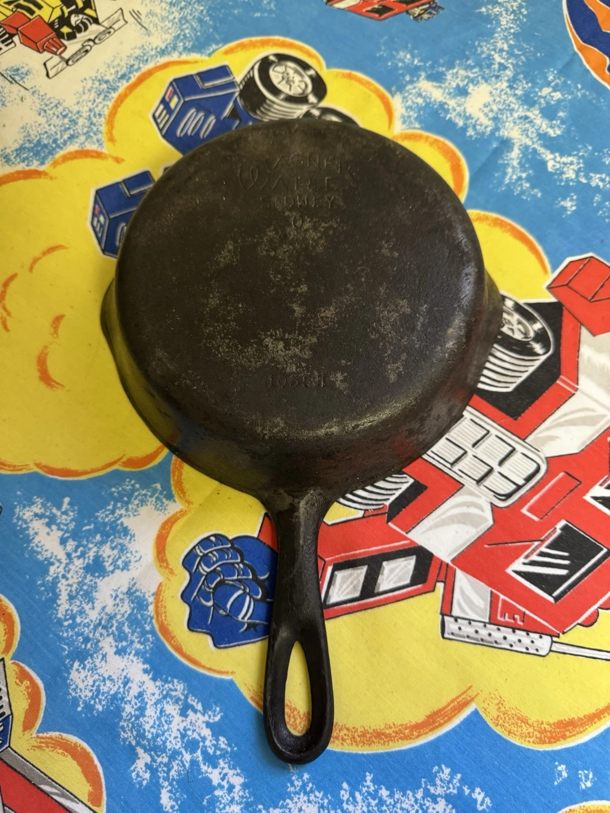 Vintage Wagner Ware Sidney 0 Cast Iron Skillet 8" wide #5 Frying Pan 1055