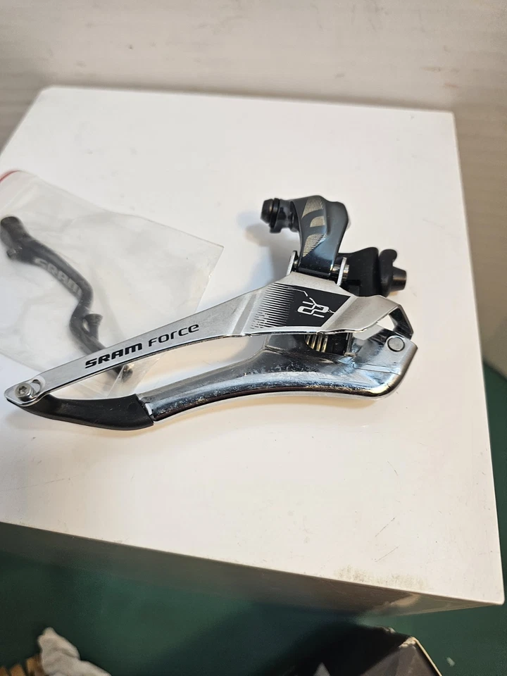 SRAM Force22 Front Bicycle Derailleur, Speed 2x11 - Black 00.7618.038.000 - Image 3 of 4