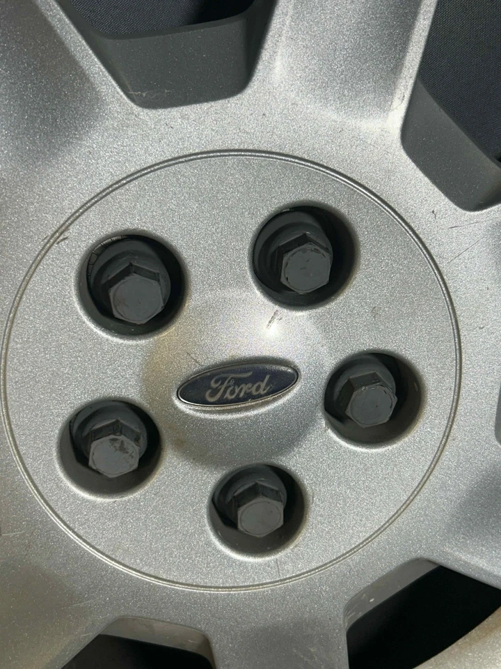 Fits 2005-2007 Ford Taurus 16in Wheel/Rim Cover OEM:5F131130AA - Image 4 of 4