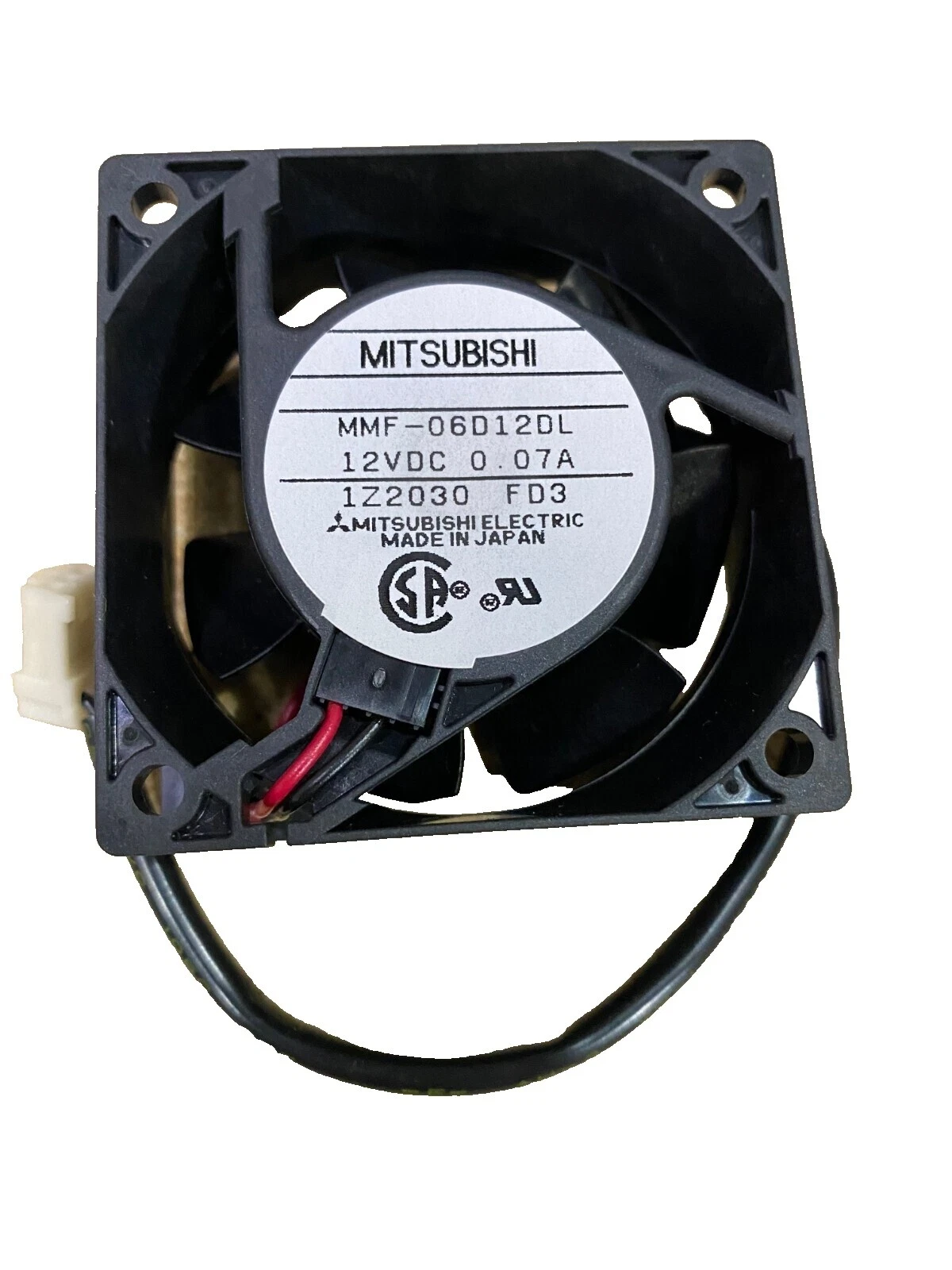 Запчасти и аксессуары Mitsubishi для радио