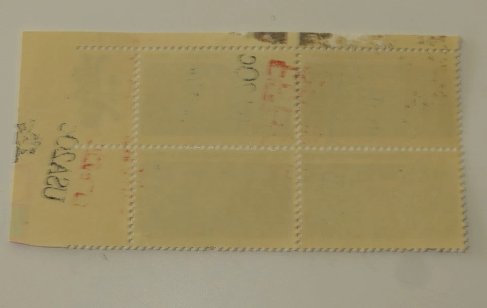 US 4 Block of stamps #2037 - 20¢ CIVILIAN CONSERVATION CORPS 1983 - Image 2 of 2