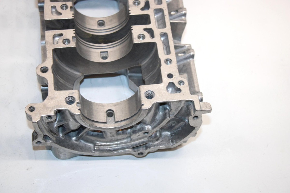 Polaris Indy Ultra 680 SP Engine Crankcase Crank Cases XCR 600