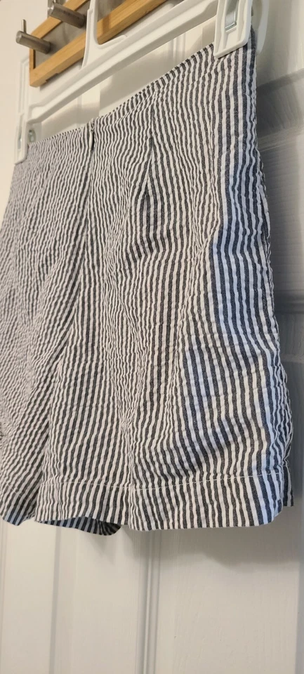 AMERICAN APPAREL Gris Rayas Cintura Alta Flutter Plisado Caliente Corto S UNA SOLA ROPA Foto 2 de 4