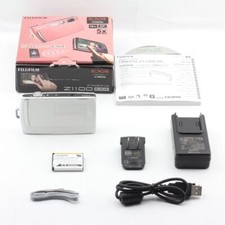 Fujifilm FinePix Z1100EXR White 16.0MP Compact Digital Camera w/ Original Box