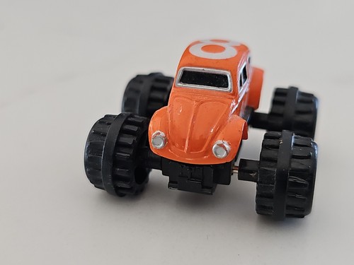 Vintage 1987 Galoob Micro Machines #8 Monster Truck Volkswagen Beetle 4x4 RARE - Picture 3 of 8