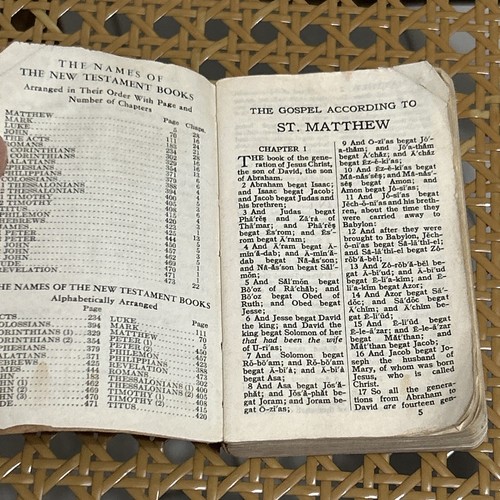 Antique Pocket New Testament Undated Acceptable - Picture 6 of 12