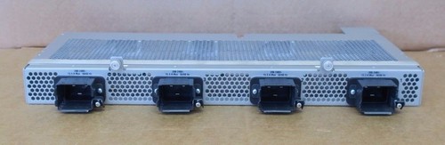 Unité de distribution d'alimentation PDU monophasée serveur Cisco N01-UAC1 UCS 5108 - Photo 1/1