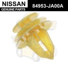 Porte arrière et accessoires Nissan MAXIMA