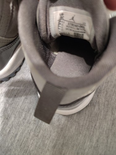 Nike Air Jordan 11 Retro Gray Toddler Athletic Sneakers 378040-005 - Sz 5c - Picture 17 of 21