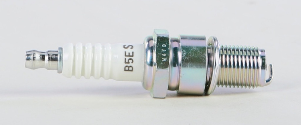 NGK B5ES 6410 Standard Spark Plug for Vintage Honda Yamaha Suzuki Kawasaki