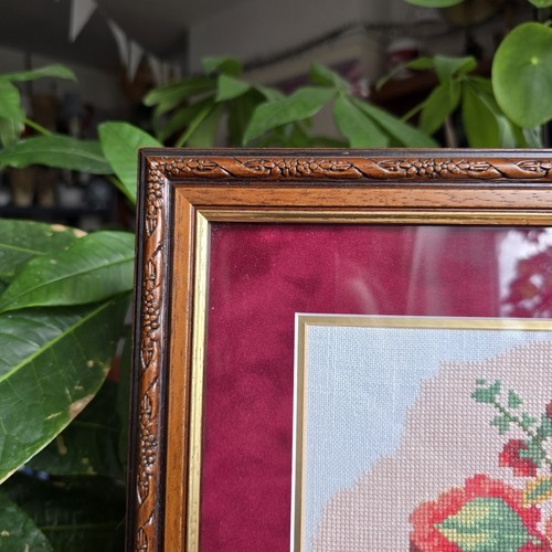 Vintage Needlepoint Poppy Crossstitch Wild Flower Embroidery Tapestry Framed - Picture 4 of 24