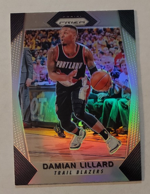 Damian Lillard (Trail Blazers) 2017-18 Panini Prizm basketball SILVER PRIZM
