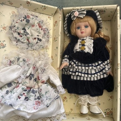 Vintage Porzellan Puppe Stewart Ross Vanity Fair Joy Originalkarton & Ersatzoutfit