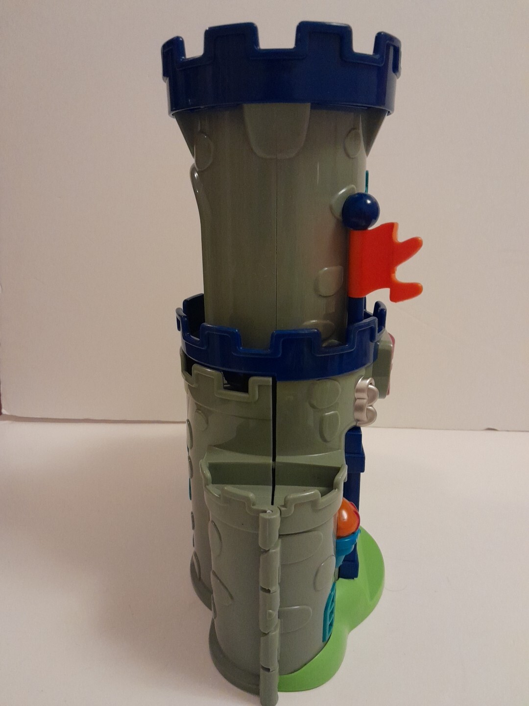 ELC Happyland Sherwood Castle Foldout Set with 6 figures eBay