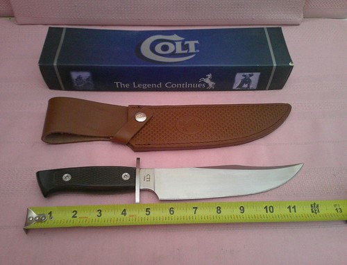 NIB Complete Unicorn Rare & Flawless Colt CT1 Checkered Wood Handle Bowie Knife - Picture 3 of 18