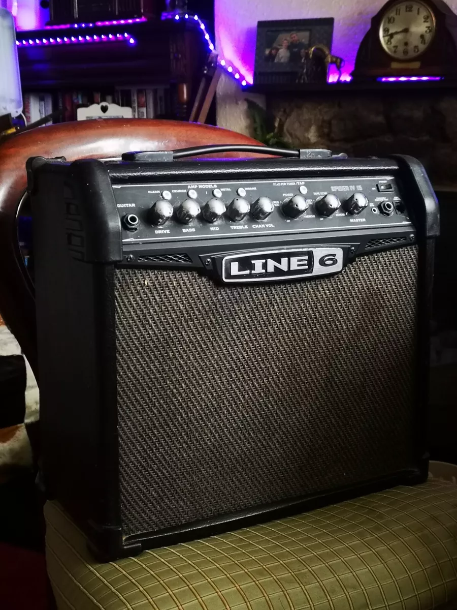 Fantastic Line 6 Spider IV 15 Guitar Amp Combo Amplifier + Effects MP3 CD  Pedal