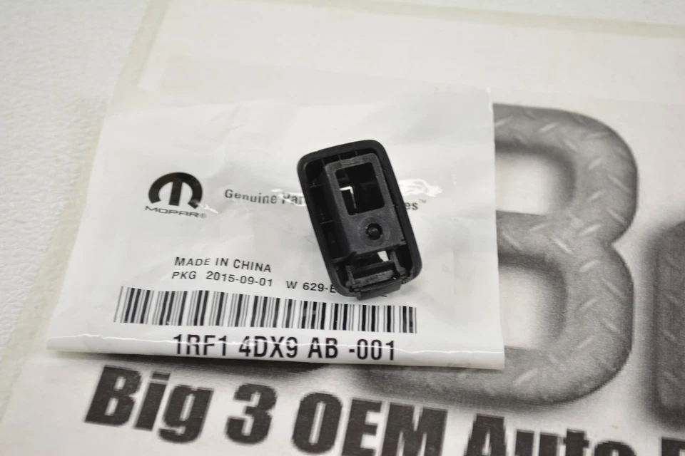 2011-2015 Dodge Charger Chrysler 300 left or right Sunvisor Support Clip OEM - Image 4 of 4