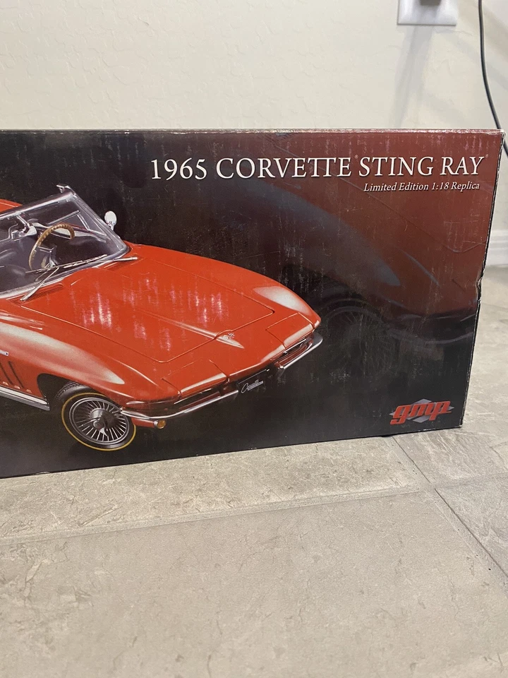 Corvette rojo convertible Stingray 1965 diecast 1/18 GMP Foto 2 de 4