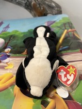 Ty Beanie Babies Stinky The Skunk Plush Toy