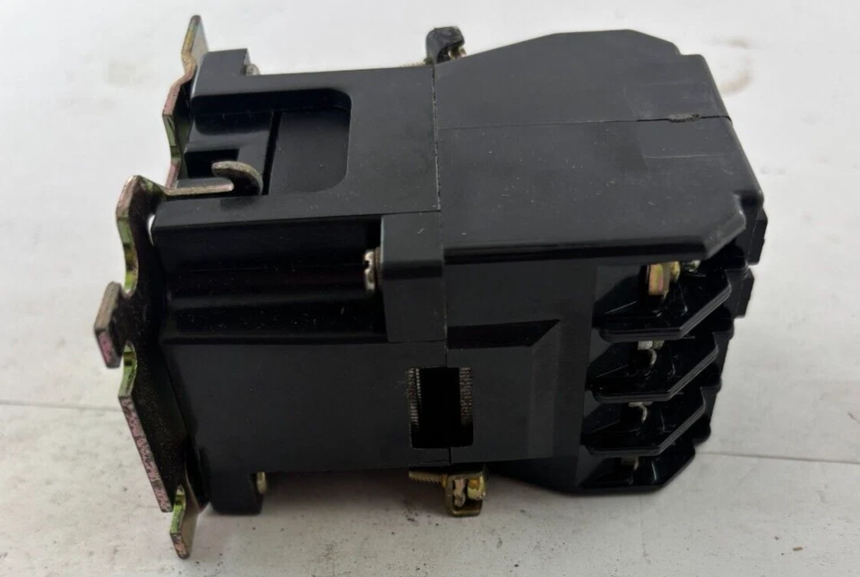 RELÉ WESTINGHOUSE BF22F (765A857G01) Foto 4 de 4