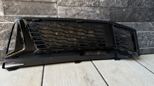 Griglia Mascherina Calandra Nido D’ape Audi A4 B9 S-Line 2016-2018 Nero Lucido - Foto 4 di 9