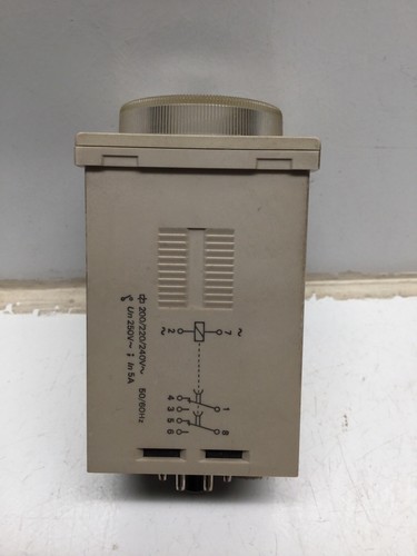 OMRON H3CR-H8L Zeitschaltuhr, 200/220/240VAC mit Omron P2CF-08 Steckdosenfuß  - Bild 5 von 9